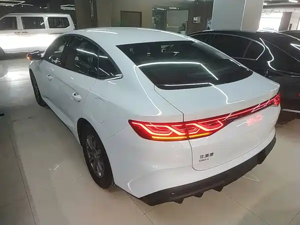 BYD Qin L 2026