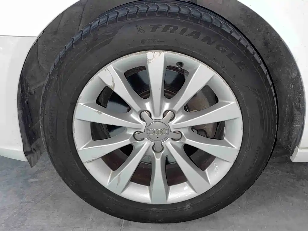 Audi A6L 2014