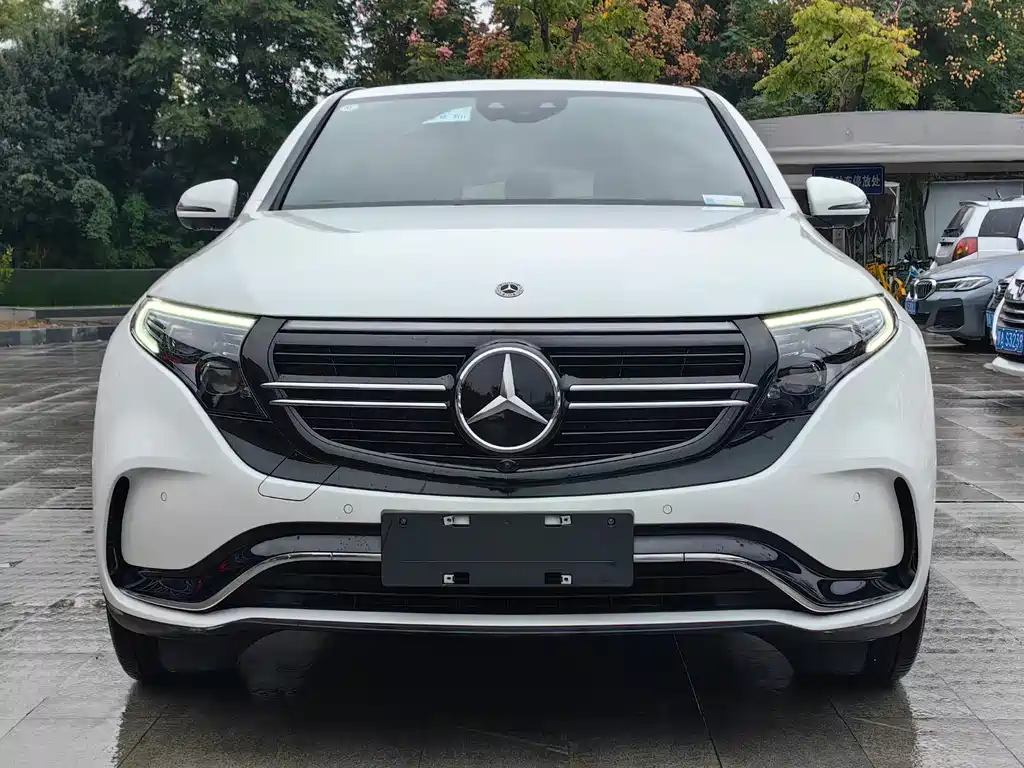Mercedes-Benz EQC 2022