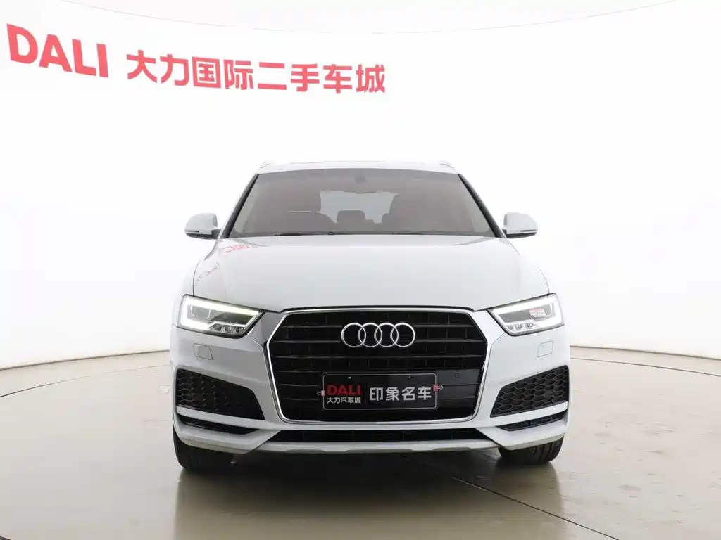 Audi Q3 2019 — фото 2