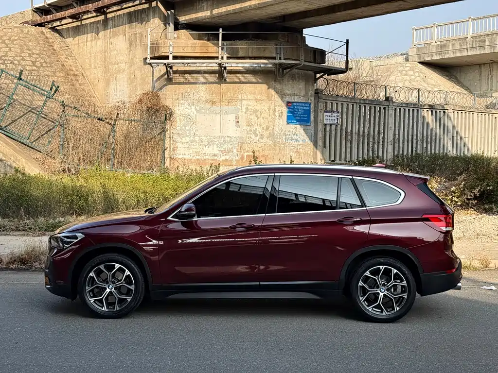 BMW X1 2021 — фото 6