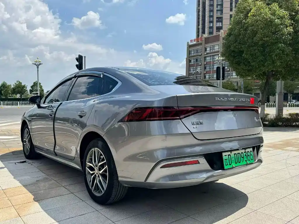 BYD Qin PLUS 2022 — фото 7