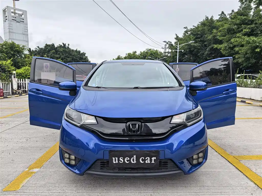 Honda Fit 2017 — фото 2