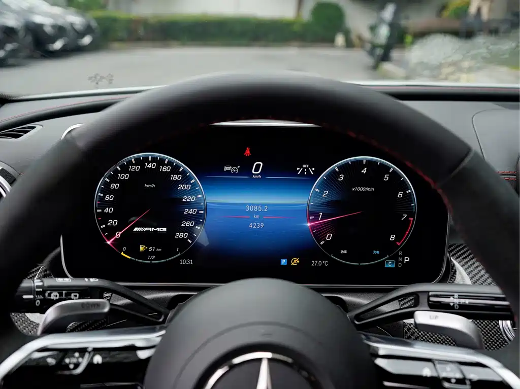 Mercedes-Benz C-Class AMG 2025 — фото 9