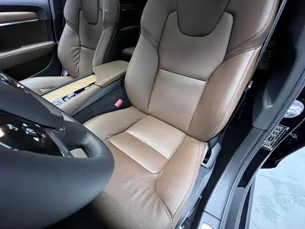 Volvo S90 2023