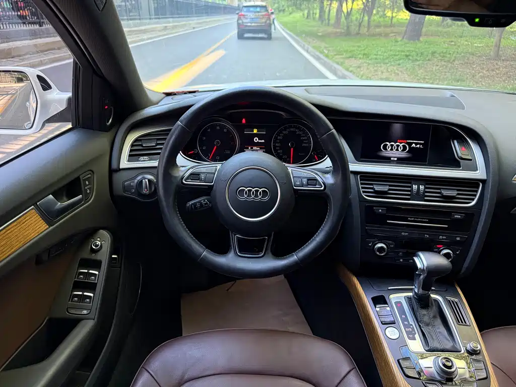 Audi A4L 2016 — фото 10