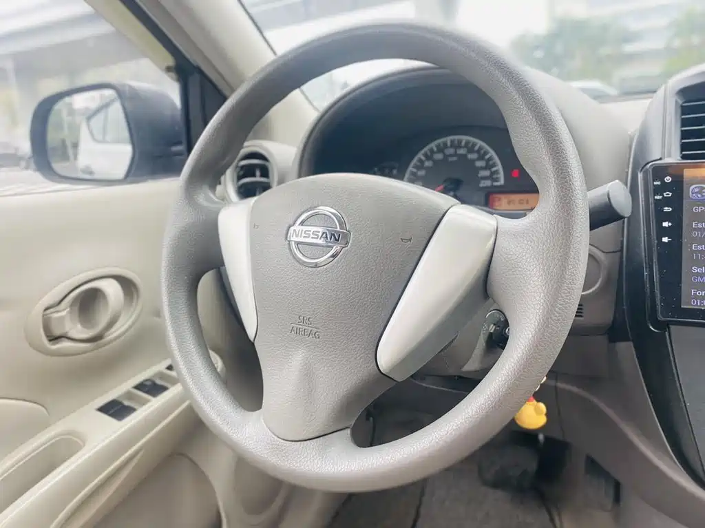 Nissan Sunny 2017 — фото 15