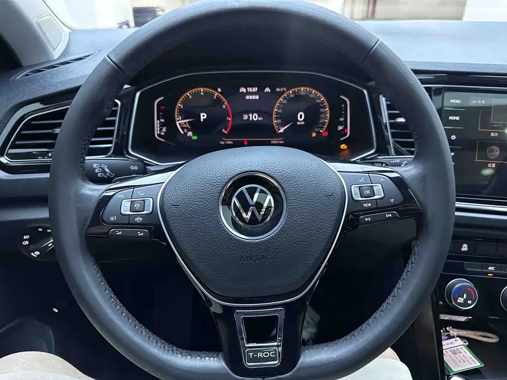 Volkswagen T-Roc 2022 — фото 12