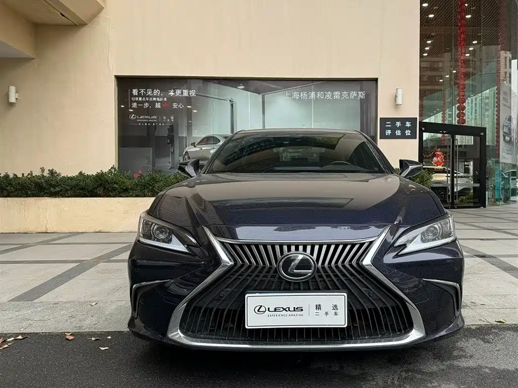 Lexus ES 2021 — фото 3