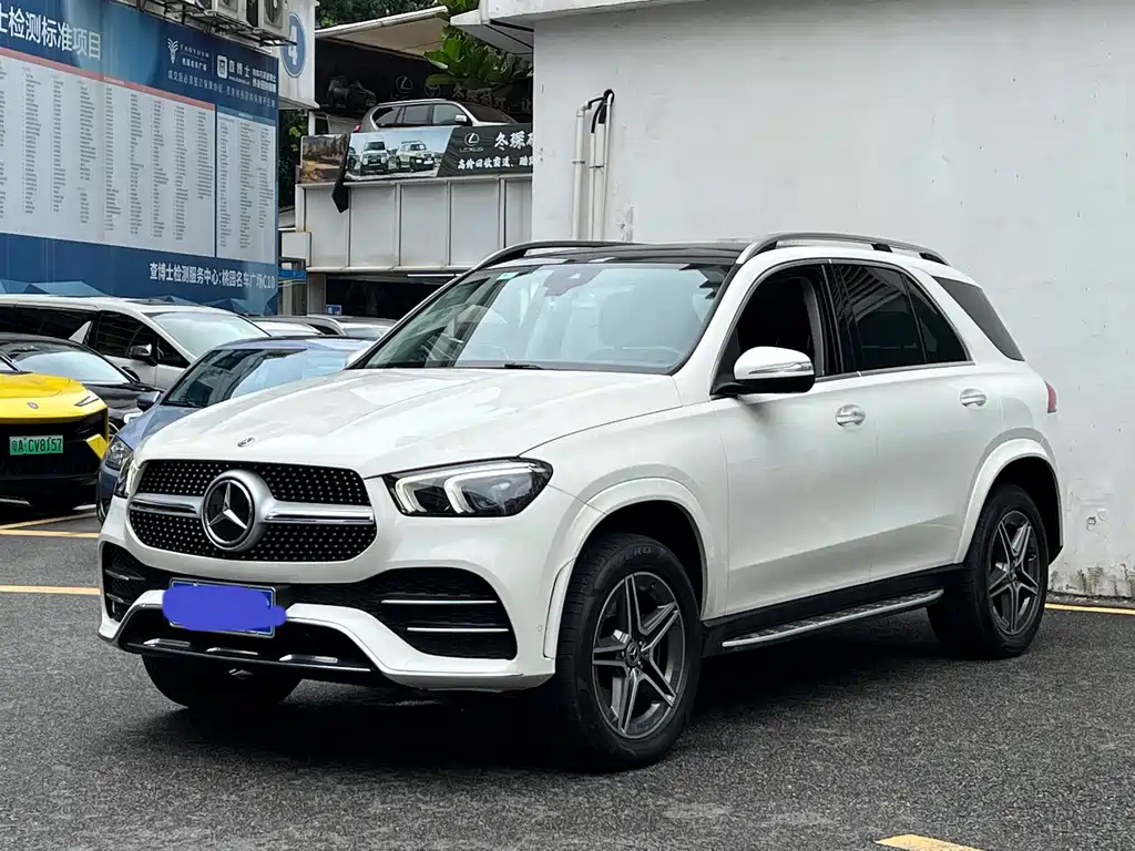 Mercedes-Benz GLE 2020 — фото 1