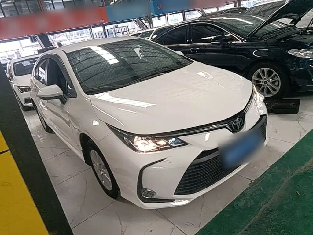 Toyota Corolla 2022 — фото 4