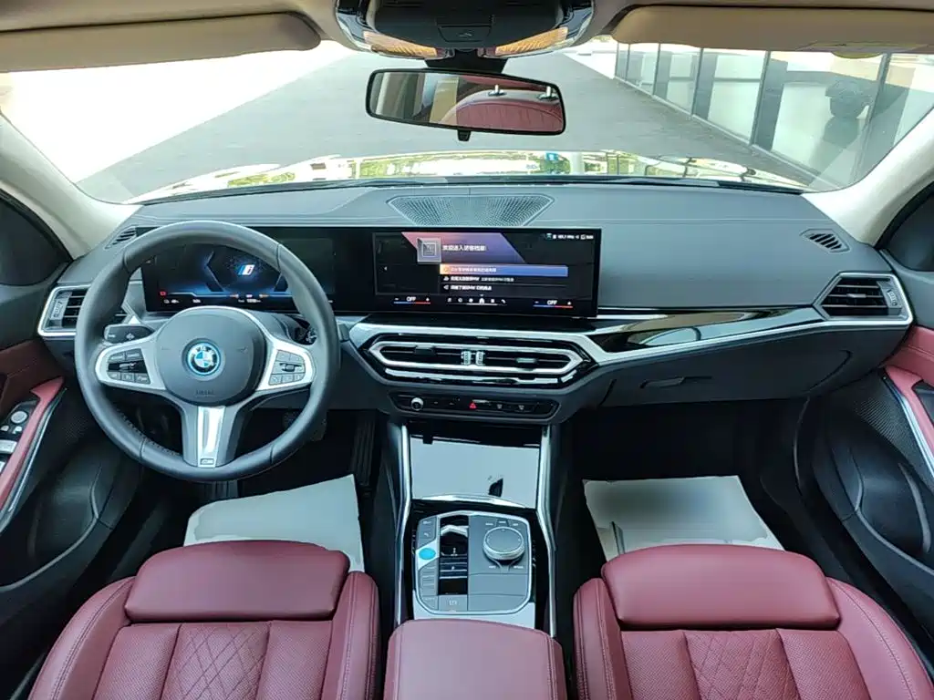 BMW i3 2025 — фото 10