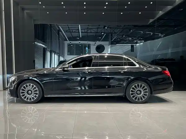 Mercedes-Benz E-Class 2018