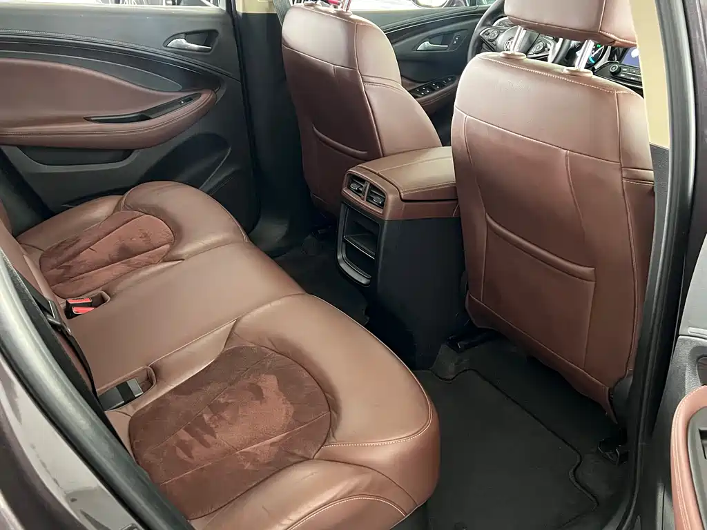Buick Envision Plus 2017 — фото 20