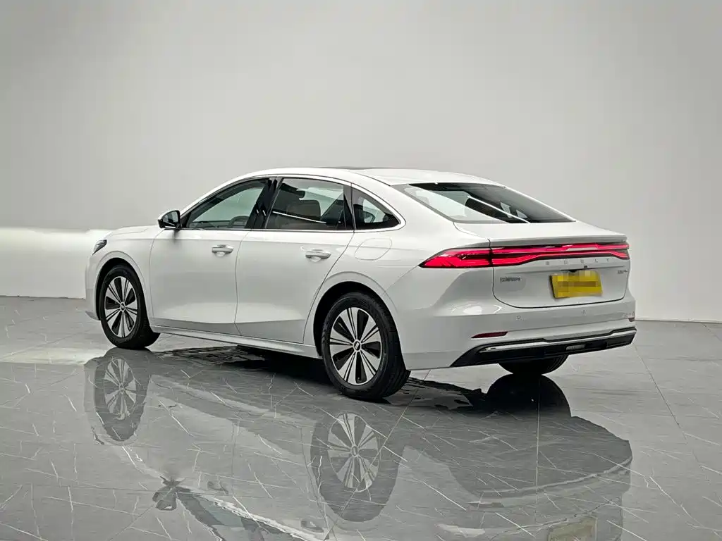 Geely Galaxy A7 EM 2026 — фото 4