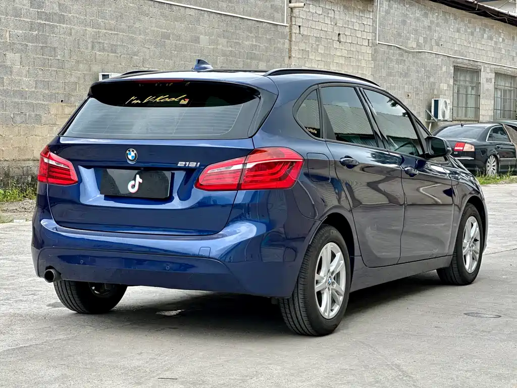 BMW 2 Series Station Wagon 2016 — фото 7