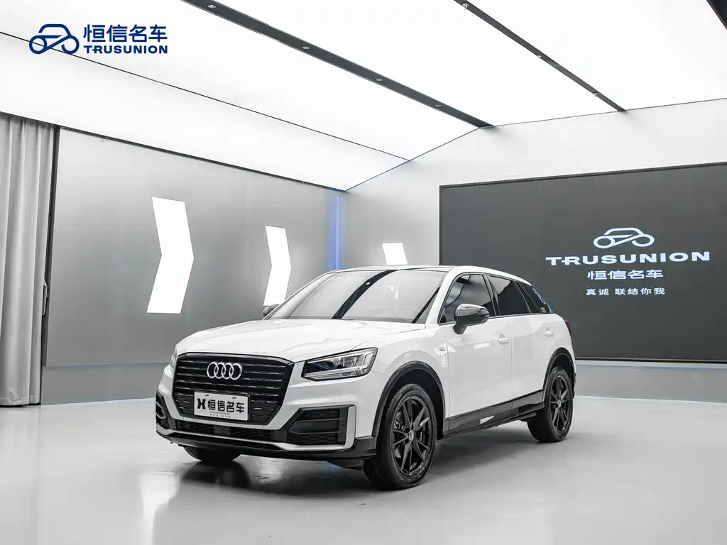 Audi Q2L 2020 — фото 3