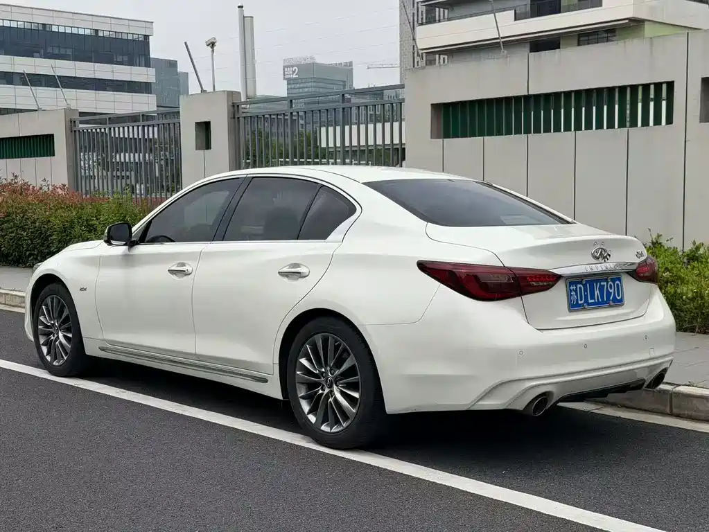 Infiniti Q50L 2020 — фото 9
