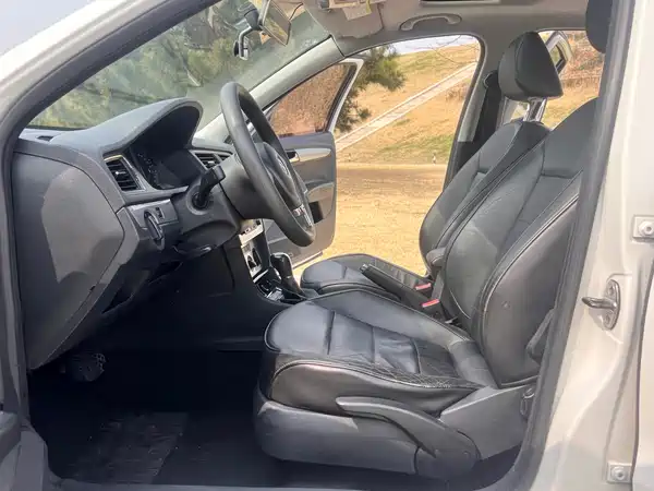 Volkswagen Gran Lavida 2013
