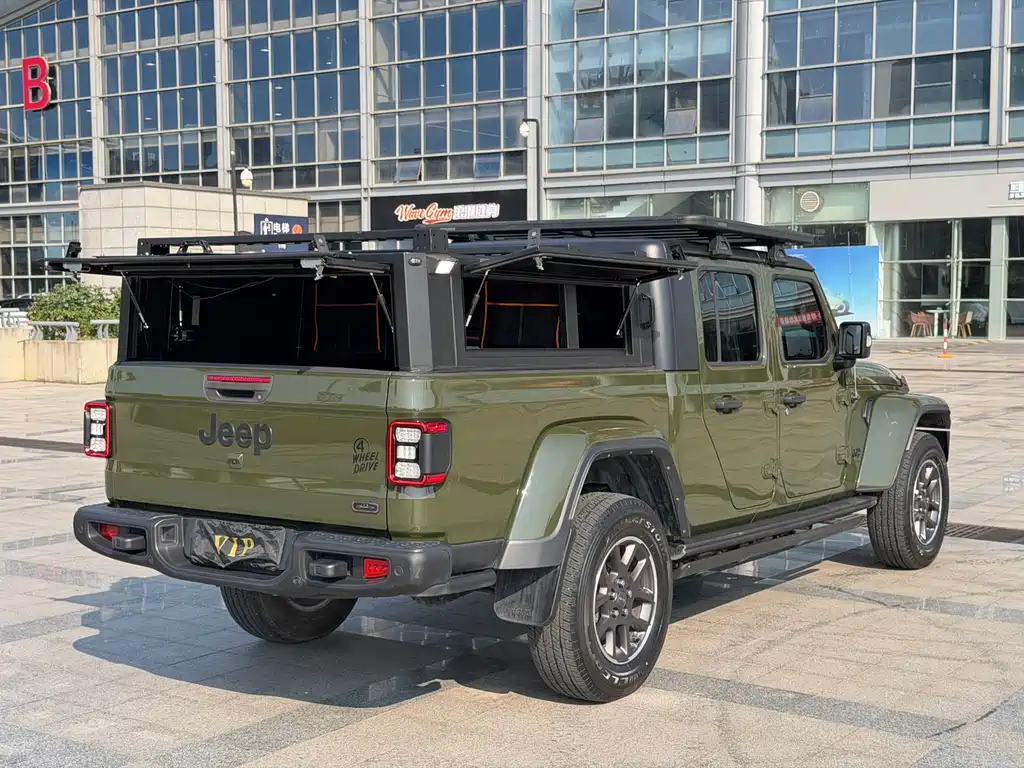 Jeep Gladiator 2023 — фото 17