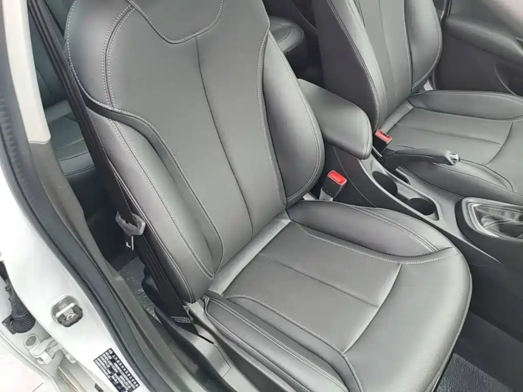 Buick Excelle GT 2022 — фото 25