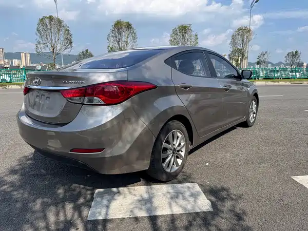 Hyundai Elantra Langdong 2015