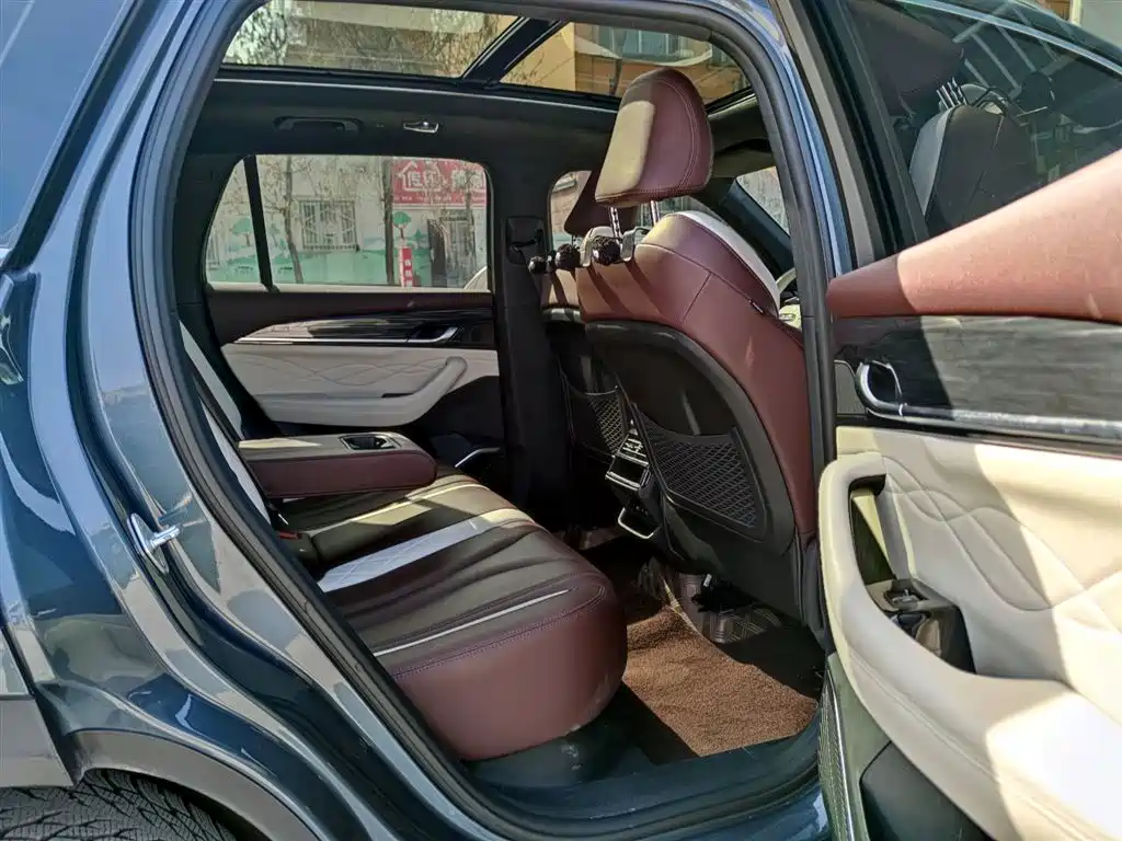 Geely Xingyue L 2023 — фото 11