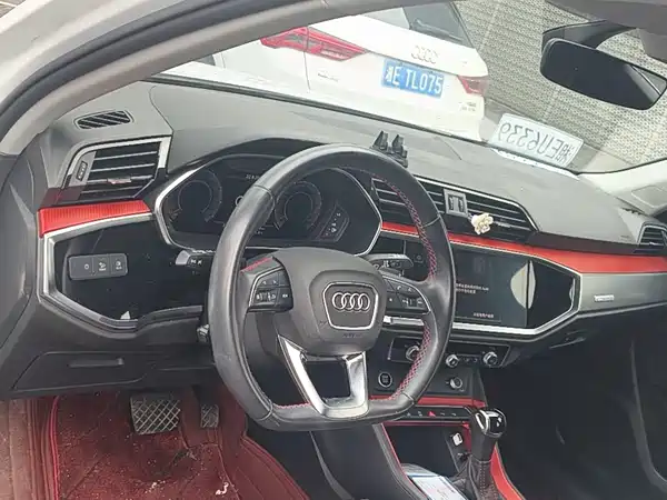 Audi Q3 2022