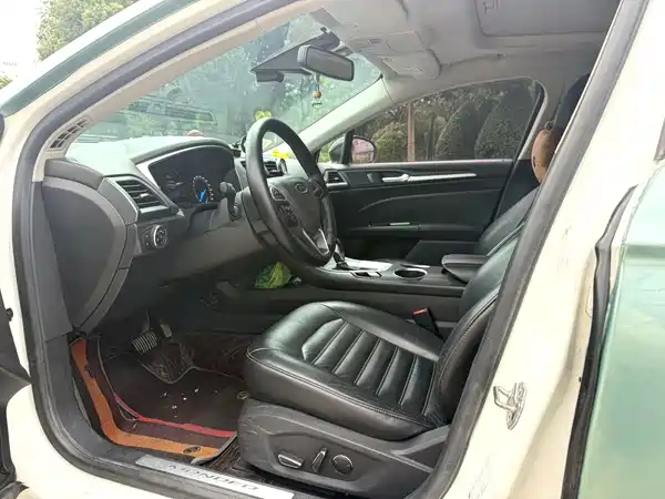 Ford Mondeo 2016