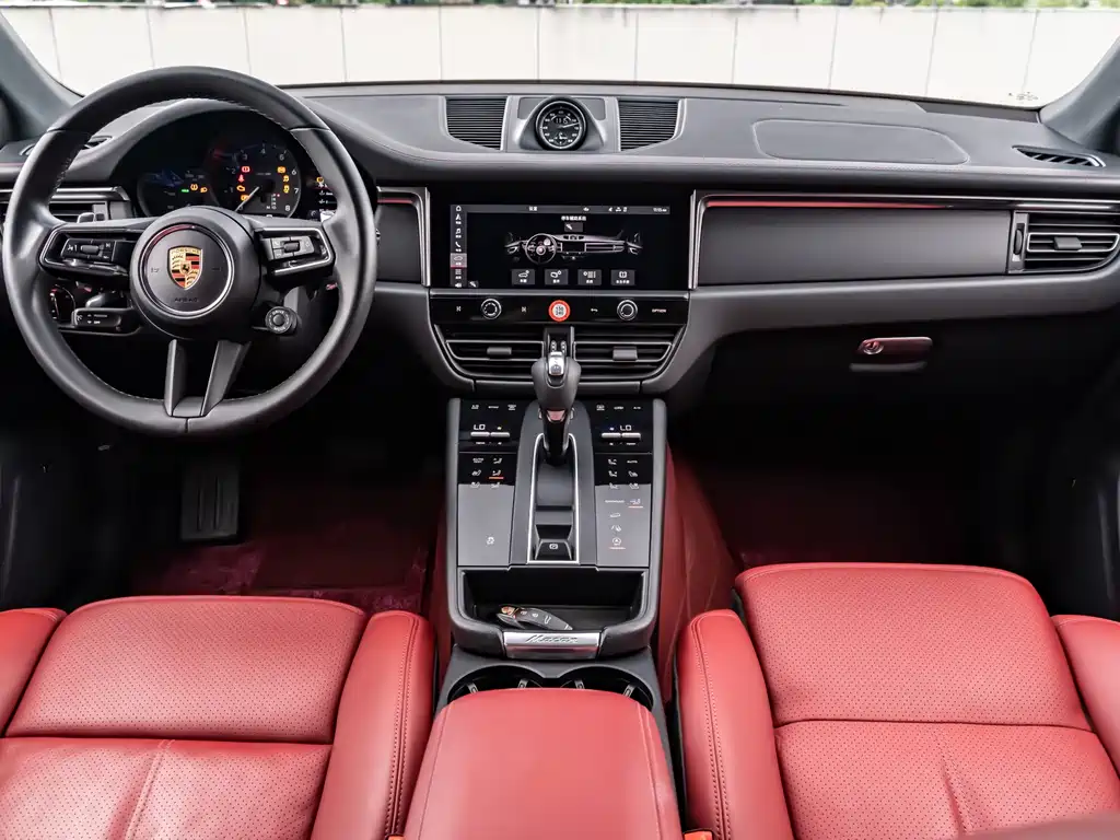 Porsche Macan 2023 — фото 20