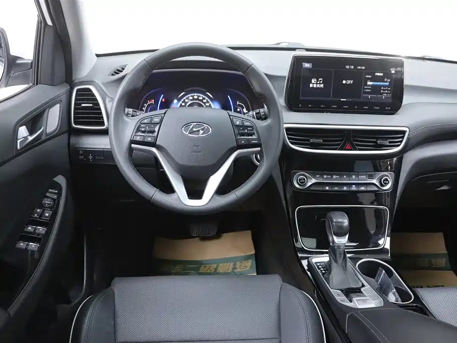 Hyundai Tucson 2020 — фото 28