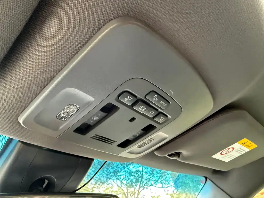 Toyota Avalon 2019 — фото 16