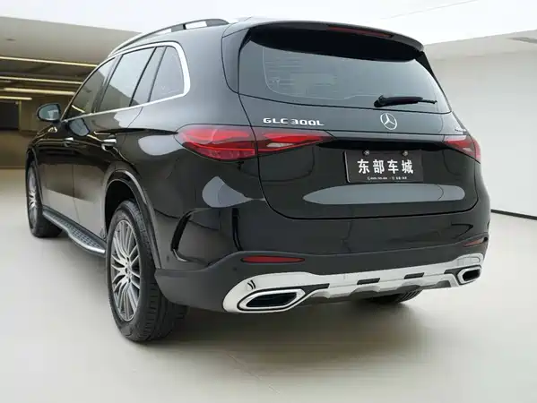 Mercedes-Benz GLC 2025