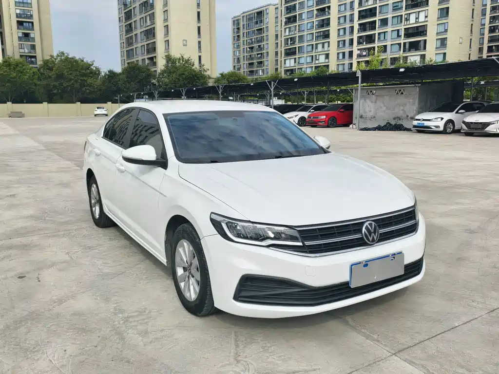 Volkswagen Bora 2021