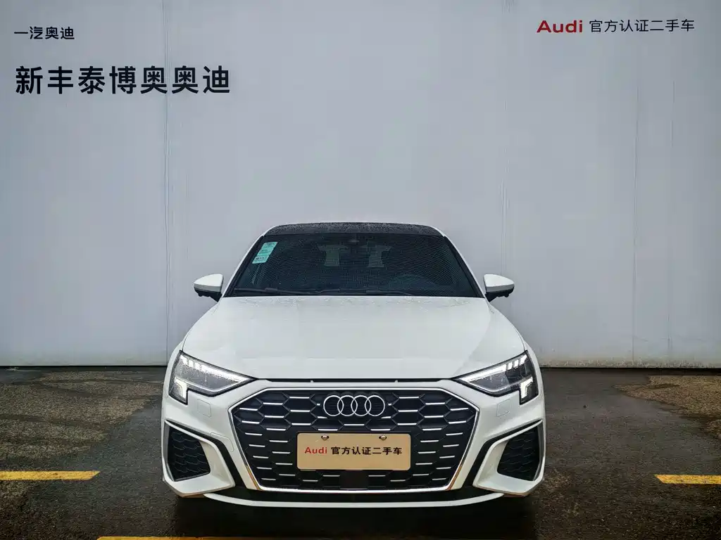 Audi A3 2023 — фото 2