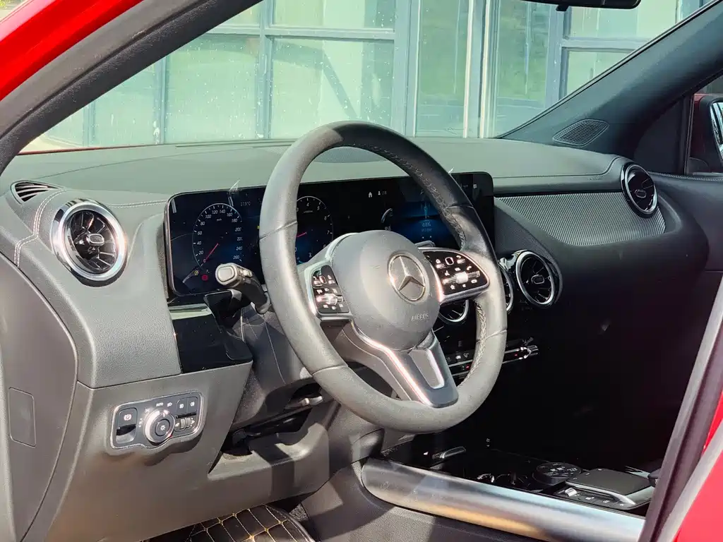 Mercedes-Benz GLA 2021 — фото 11