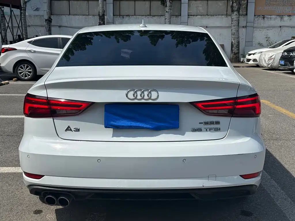 Audi A3 2018 — фото 4