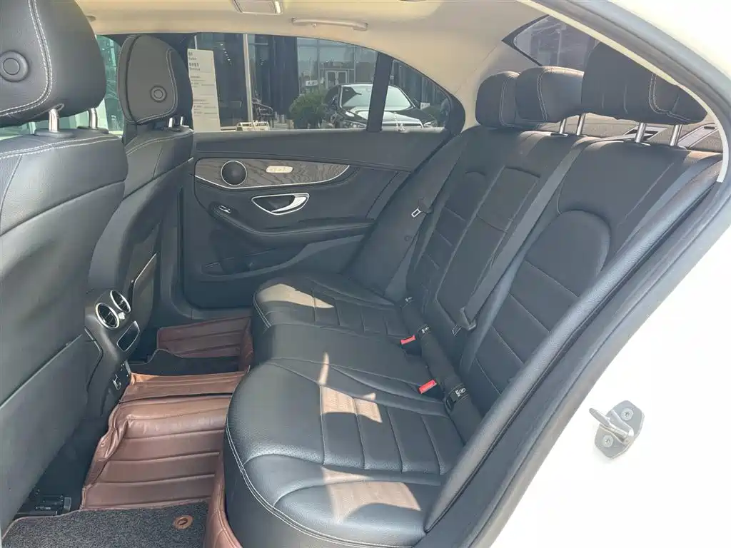 Mercedes-Benz C-Class 2020 — фото 12
