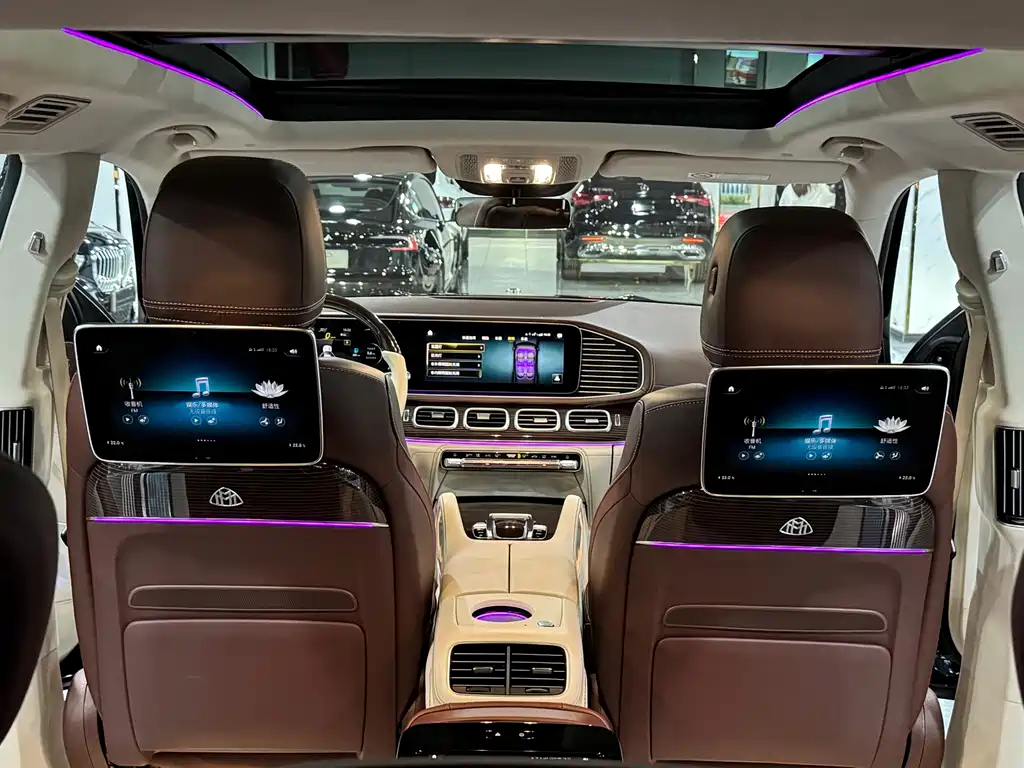 Mercedes-Benz GLS 2023 — фото 9