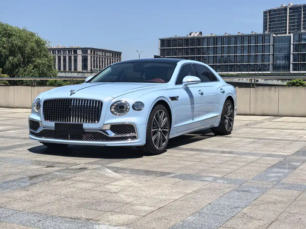 Bentley Flying Spur 2023 — фото 1