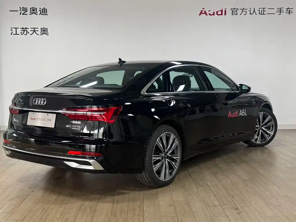 Audi A6L 2025 — фото 4