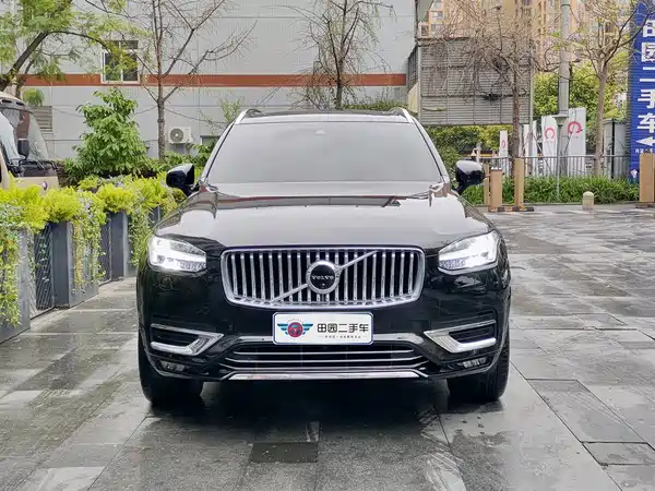 Volvo XC90 2021