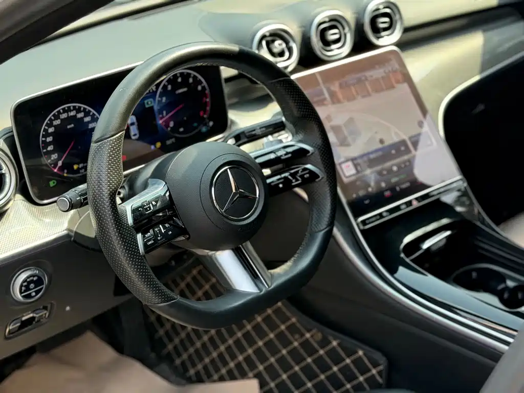 Mercedes-Benz C-Class 2022 — фото 4