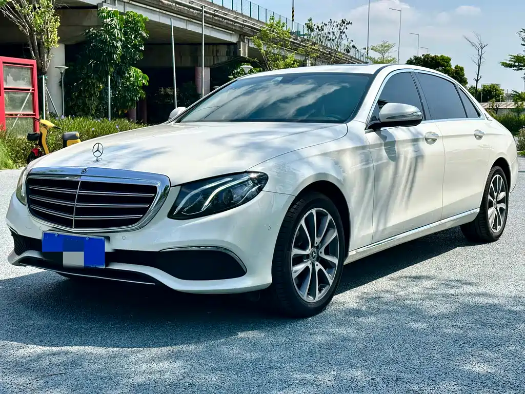 Mercedes-Benz E-Class 2019 — фото 1