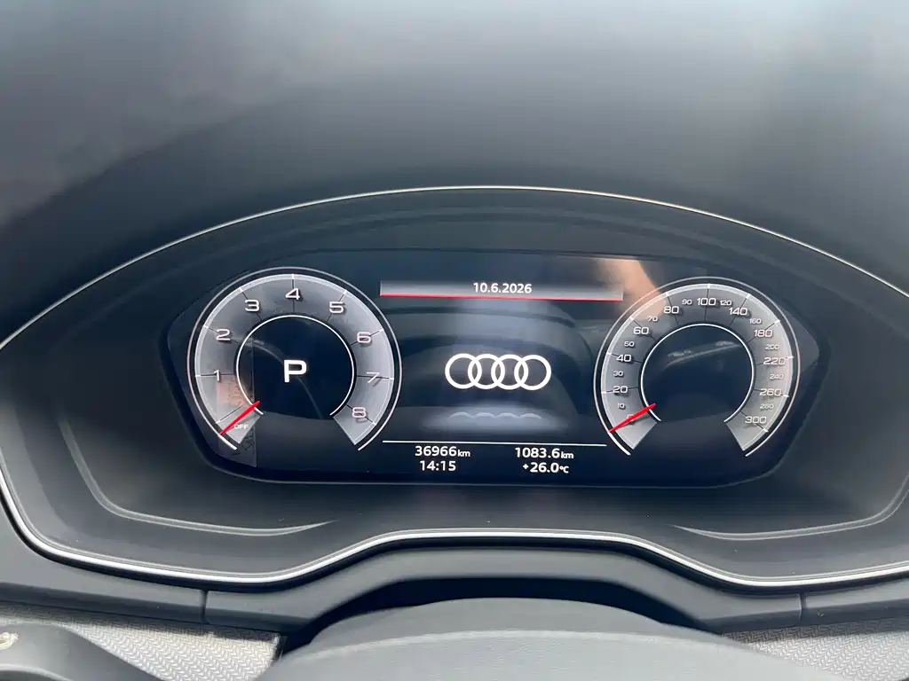 Audi Q5L 2022 — фото 10