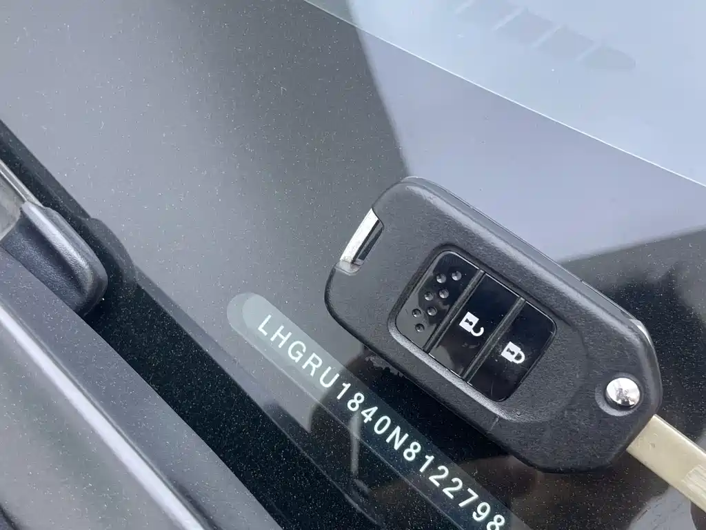 Honda Vezel 2022 — фото 12