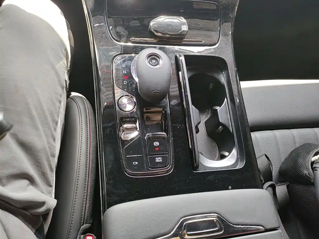 GAC Motor Trumpchi M8 2025 — фото 14