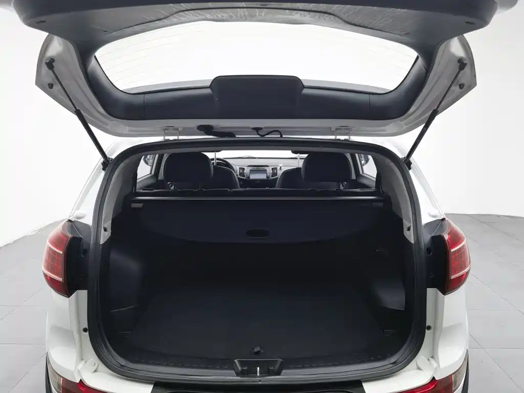 Kia Sportage 2012 — фото 16