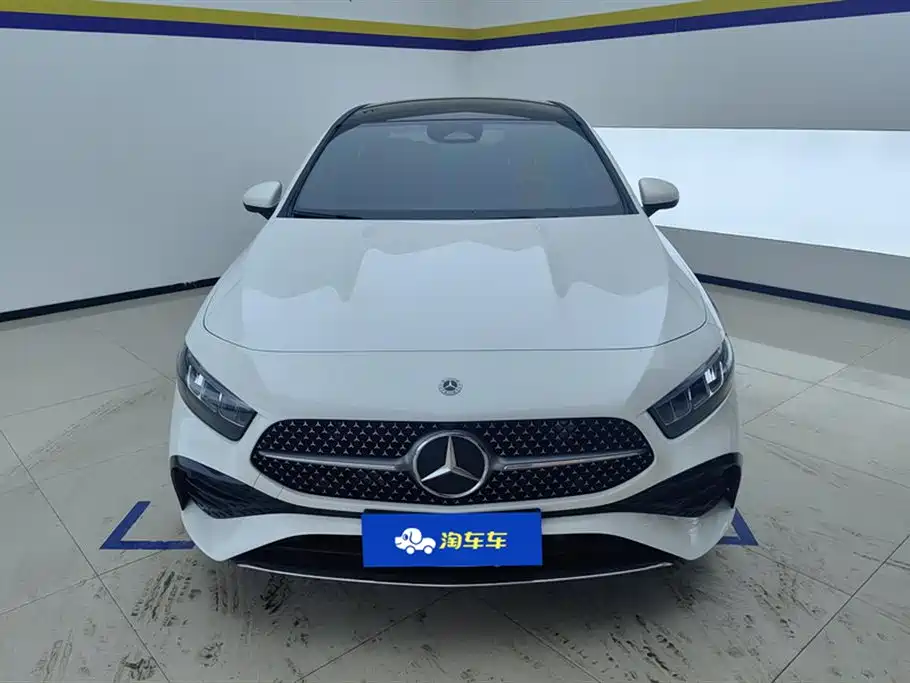 Mercedes-Benz A-Class 2023 — фото 2