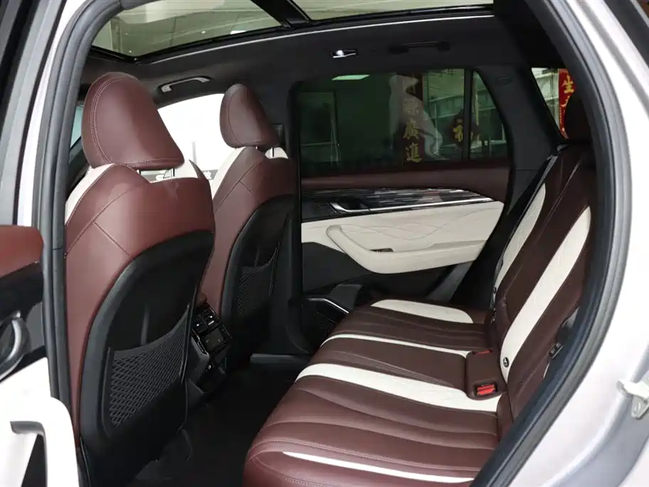 Geely Xingyue L 2023 — фото 10